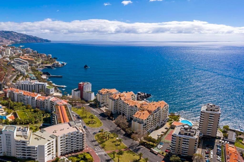 Orquidea Apartment Fenix II By Hr Madeira Funchal  Buitenkant foto